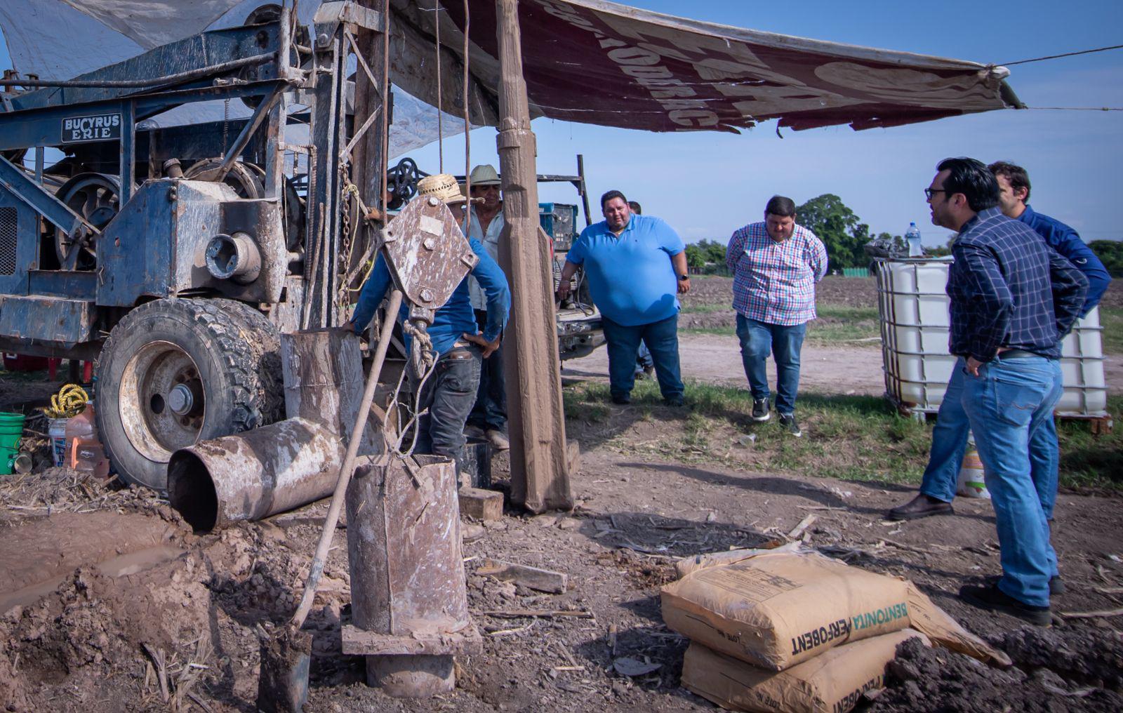 $!Anuncia Alcalde de Culiacán que hallaron fuente de agua en Bachigualatito