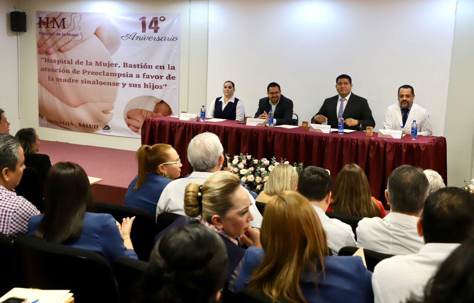 $!Conmemoran 14 aniversario del Hospital de la Mujer en Culiacán