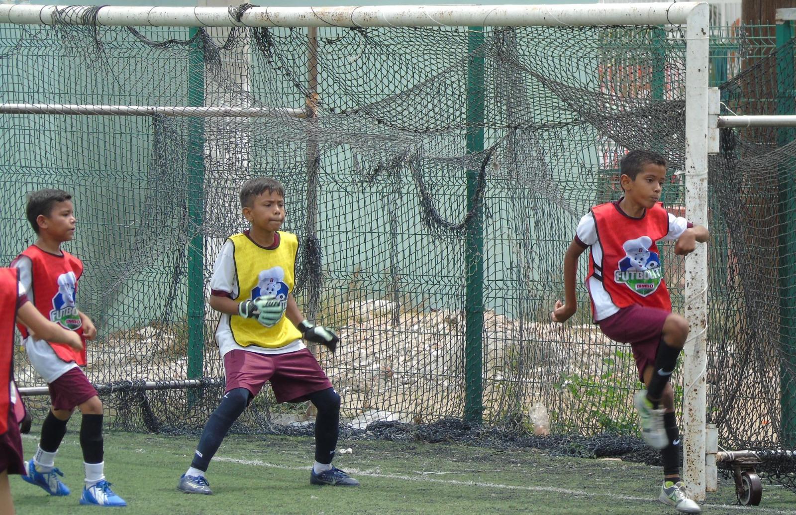 $!Emocionantes duelos de liguilla en el Futbolito Bimbo Mazatlán