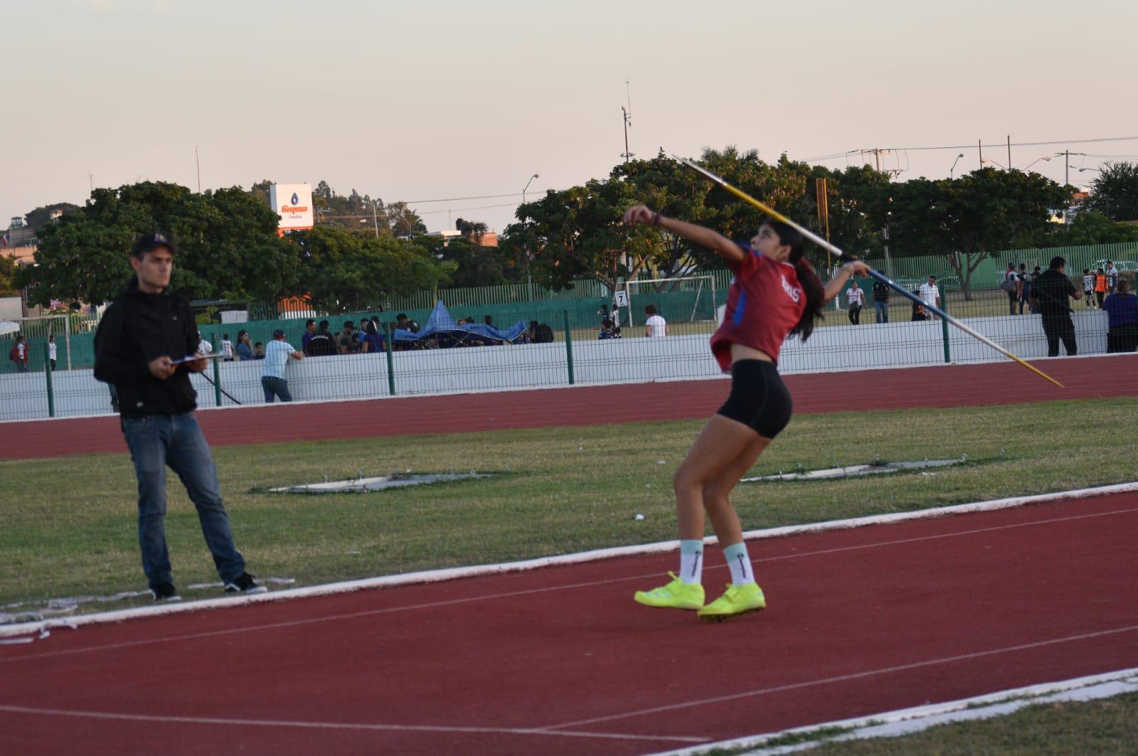 $!Jennifer Tirado y Sebastián Uribe son los vencedores de la Liga de Atletismo Imdem 2022