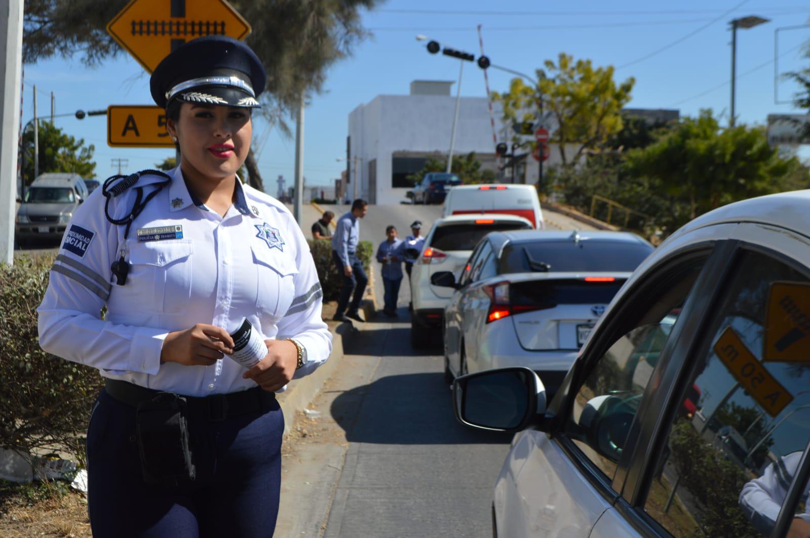 $!Buscan evitar accidentes con el tren; amplían campaña en Mazatlán