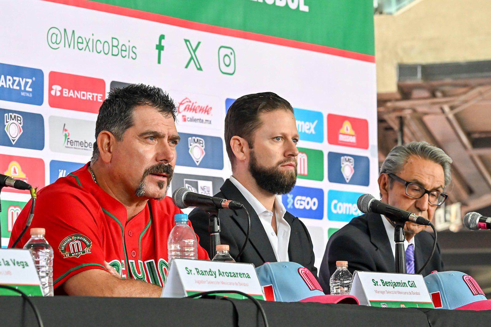 $!Arozarena y Benji Gil celebran obtención del Premio Nacional del Deporte