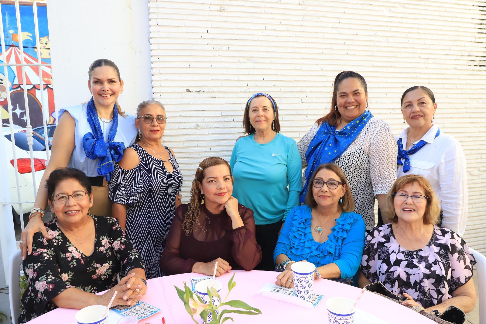 $!Las damas asistentes tuvieron la oportunidad de convivir esa día tan especial.