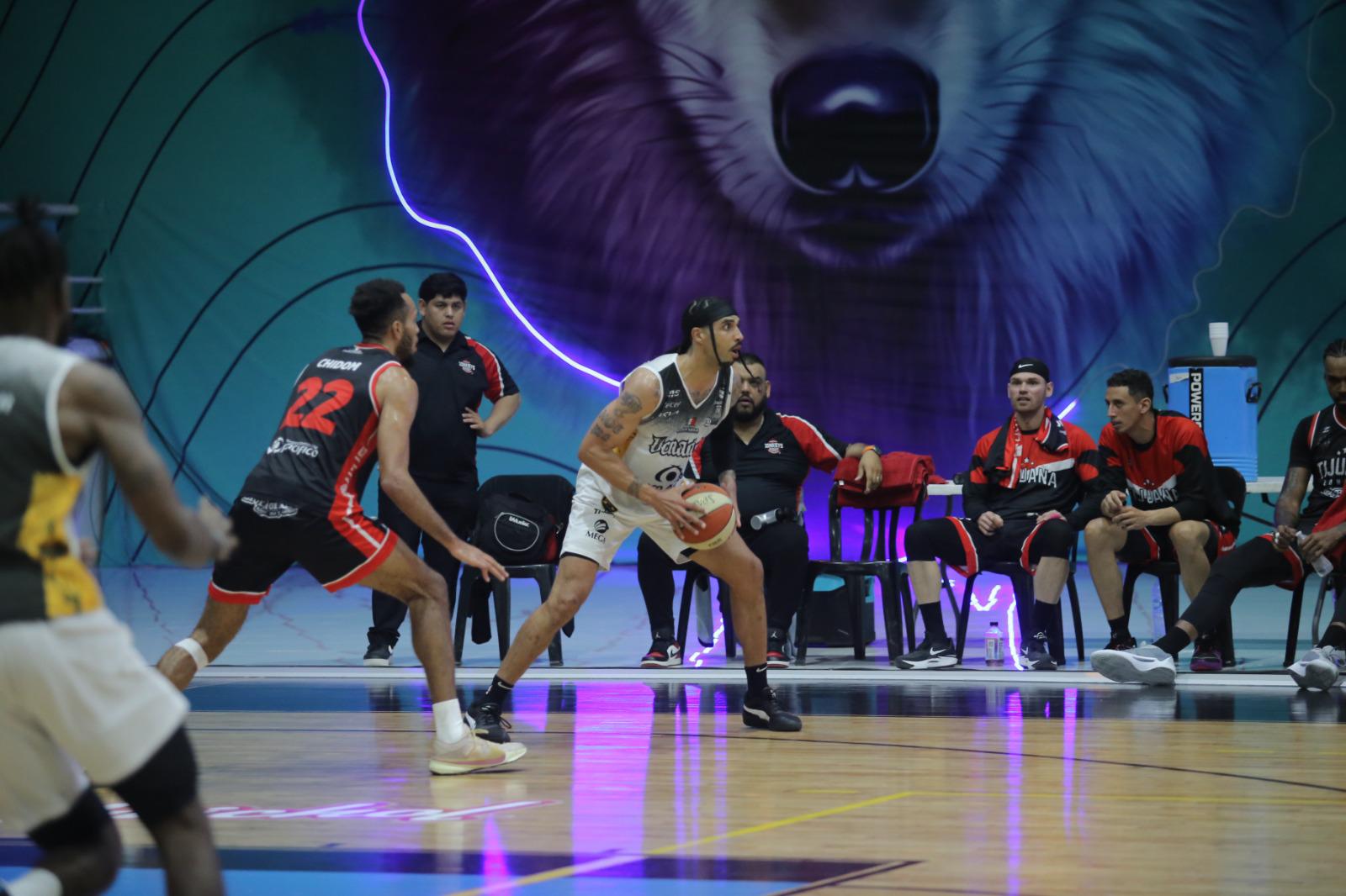 $!Venados Basketball cae ante Zonkeys en el puerto