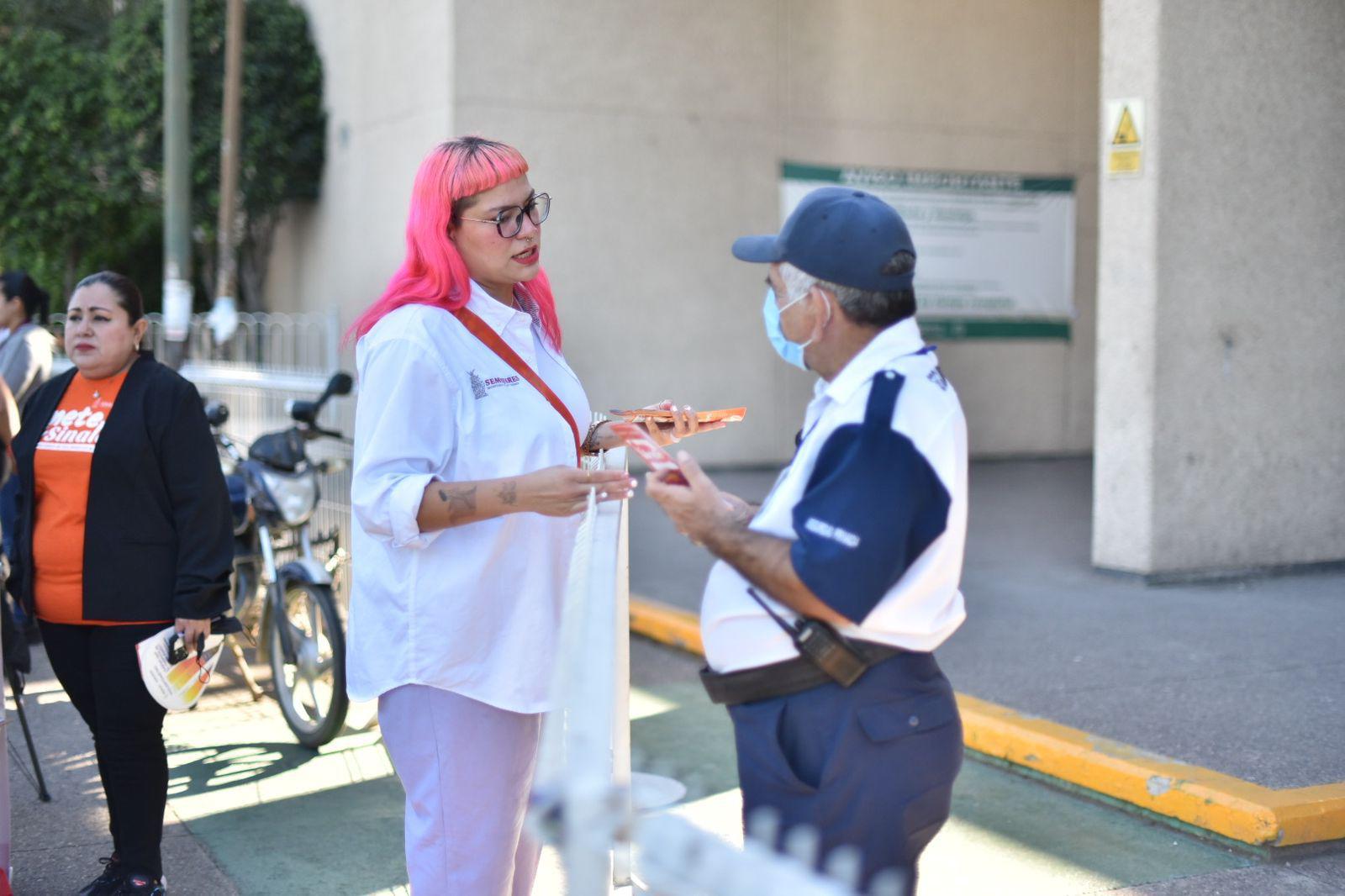 $!Secretaría de las Mujeres se acerca a usuarias del IMSS y difunde sus servicios