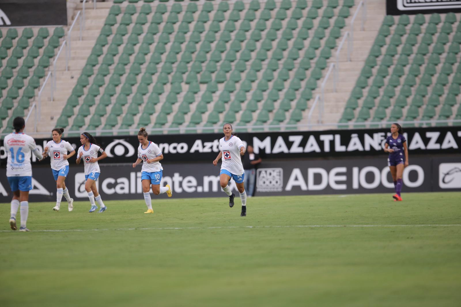 $!Cañoneras son goleadas por La Máquina en su debut en El Encanto