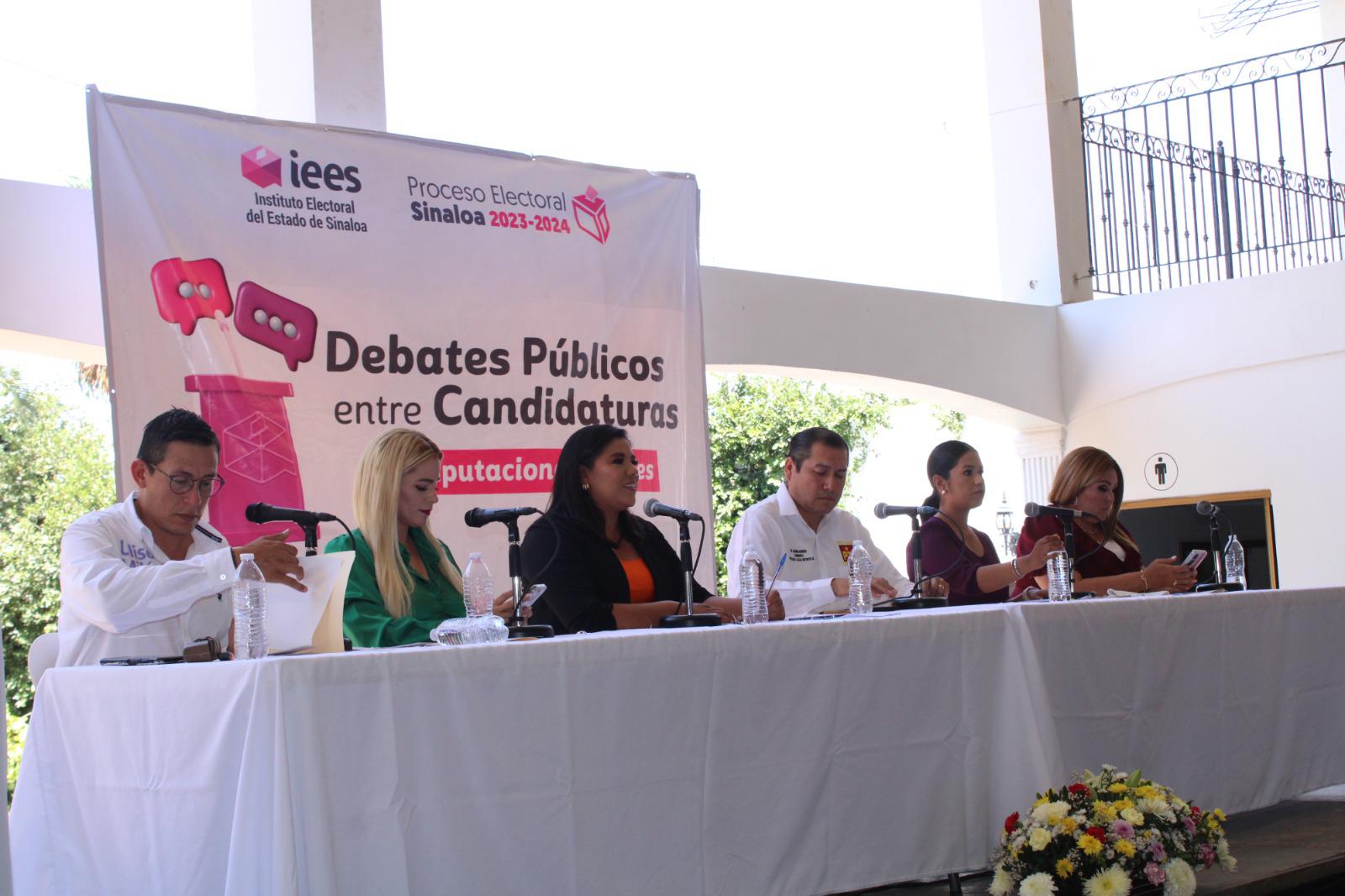 $!Entre señalamientos y propuestas debaten candidatos a diputados por el 24 Distrito, en Rosario