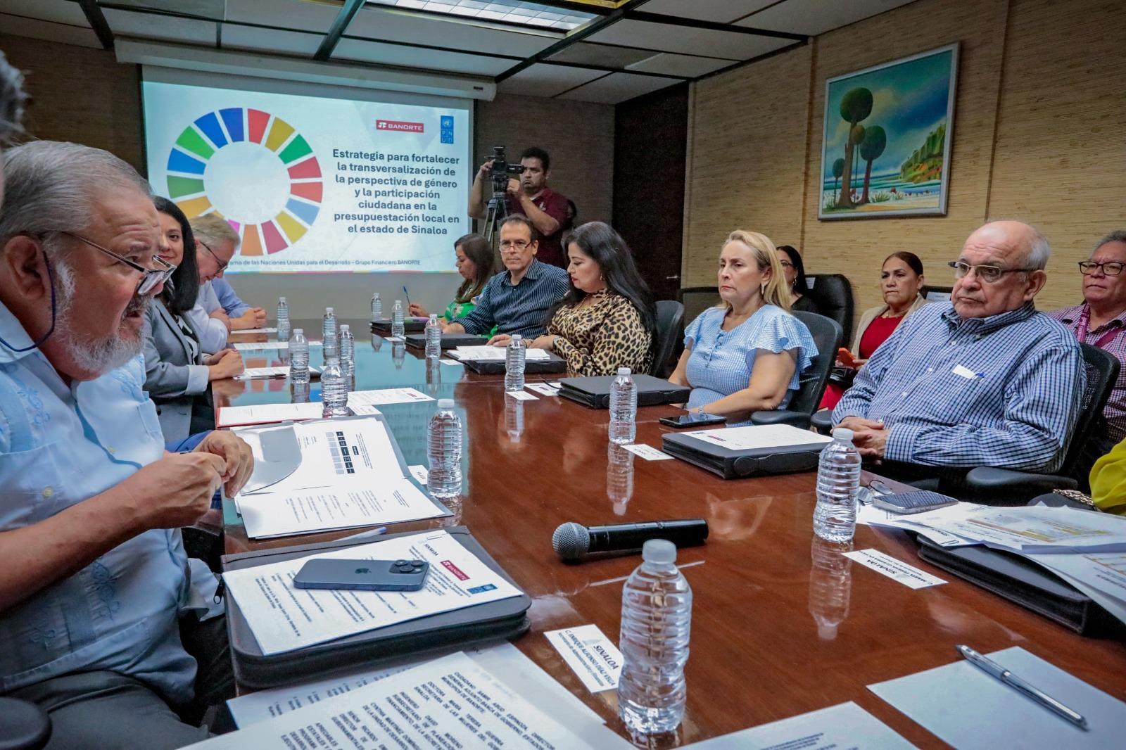 $!Rocha recibe a representante de la Unidad de Desarrollo Social y Económico de la ONU, en su visita a Sinaloa