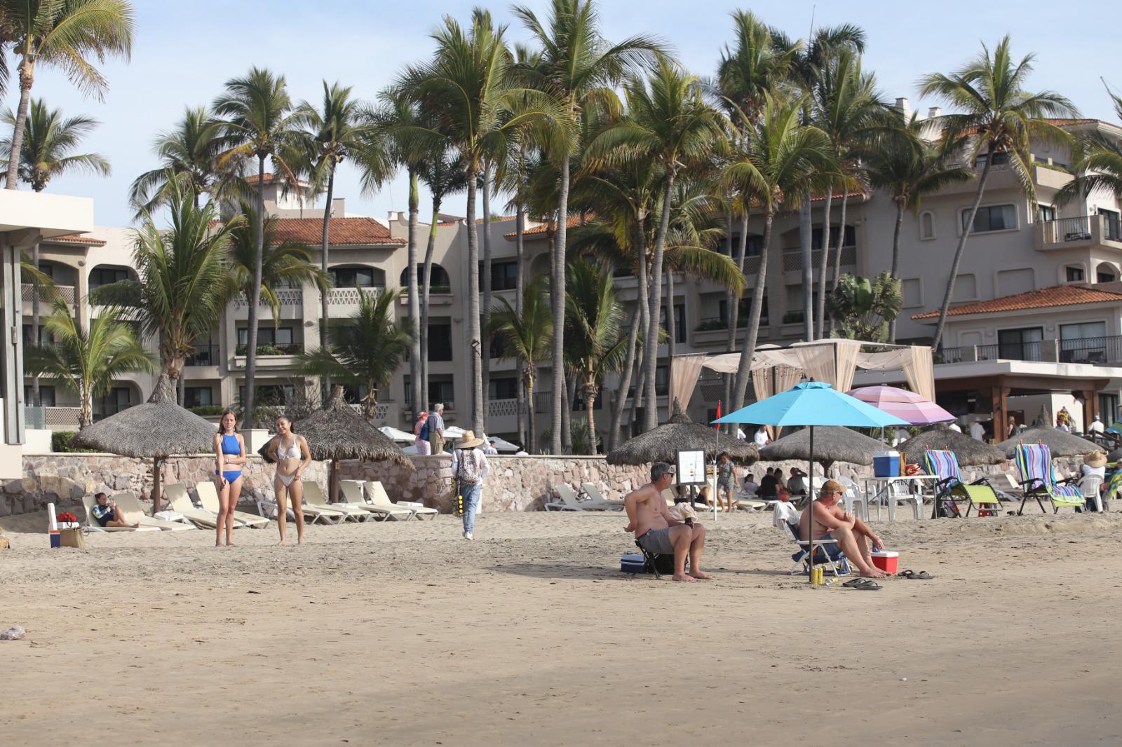 $!Mazatlán cierra semana con baja afluencia de turistas y bañistas