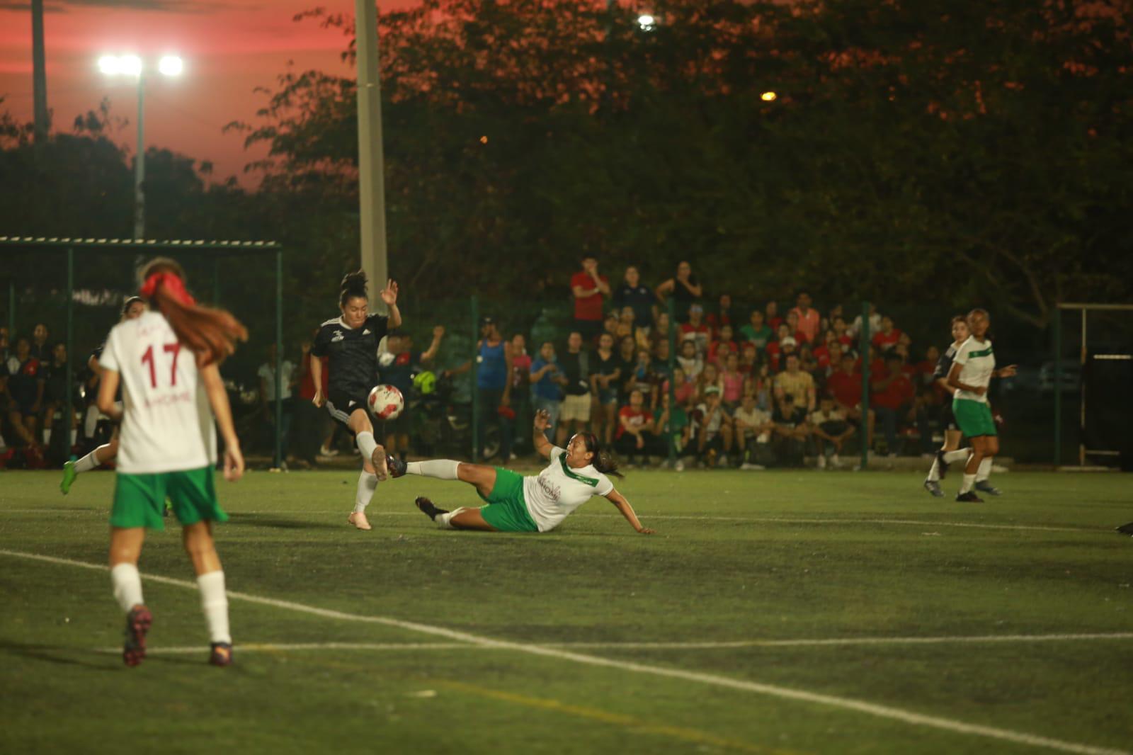 $!Mazatlán se perfila a la final en Estatal Femenil de Futbol