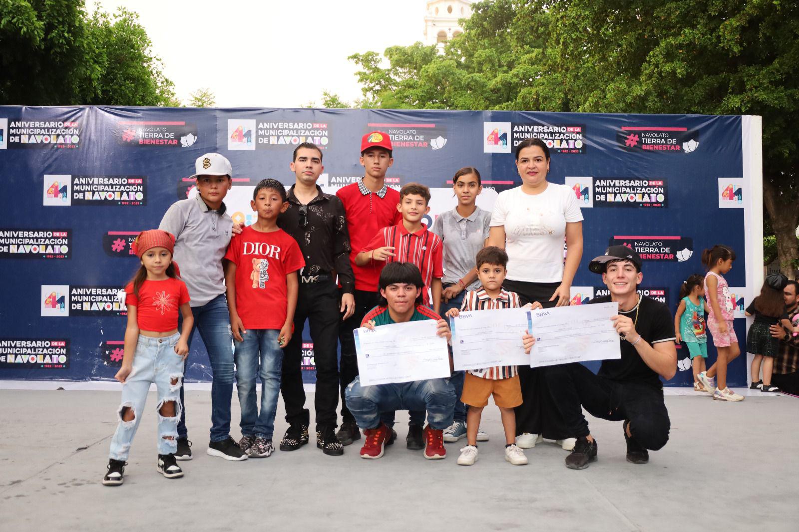 $!Celebran bailando el 41 aniversario de la Municipalización de Navolato