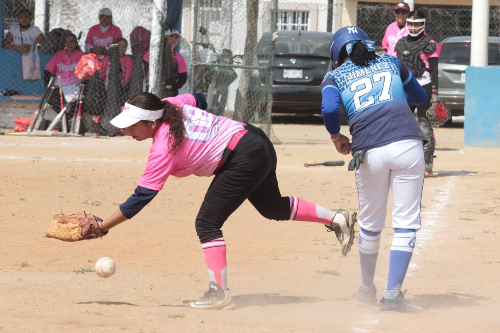 $!Las Reales son las reinas de la Liga de Softbol Femenil Novatas del Chololos