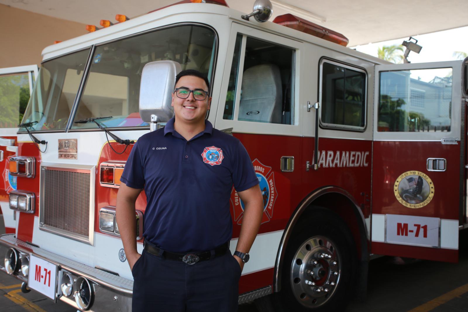 $!Giovani es un joven bombero con vocación de servicio