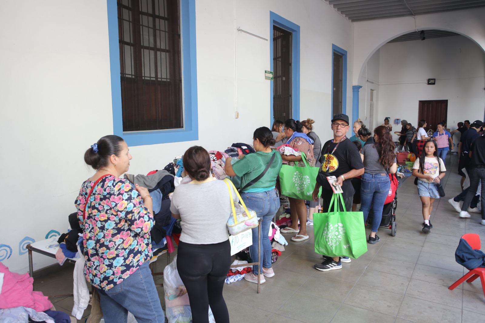 $!Bazar con causa del Orfanatorio Mazatlán tiene respuesta favorable