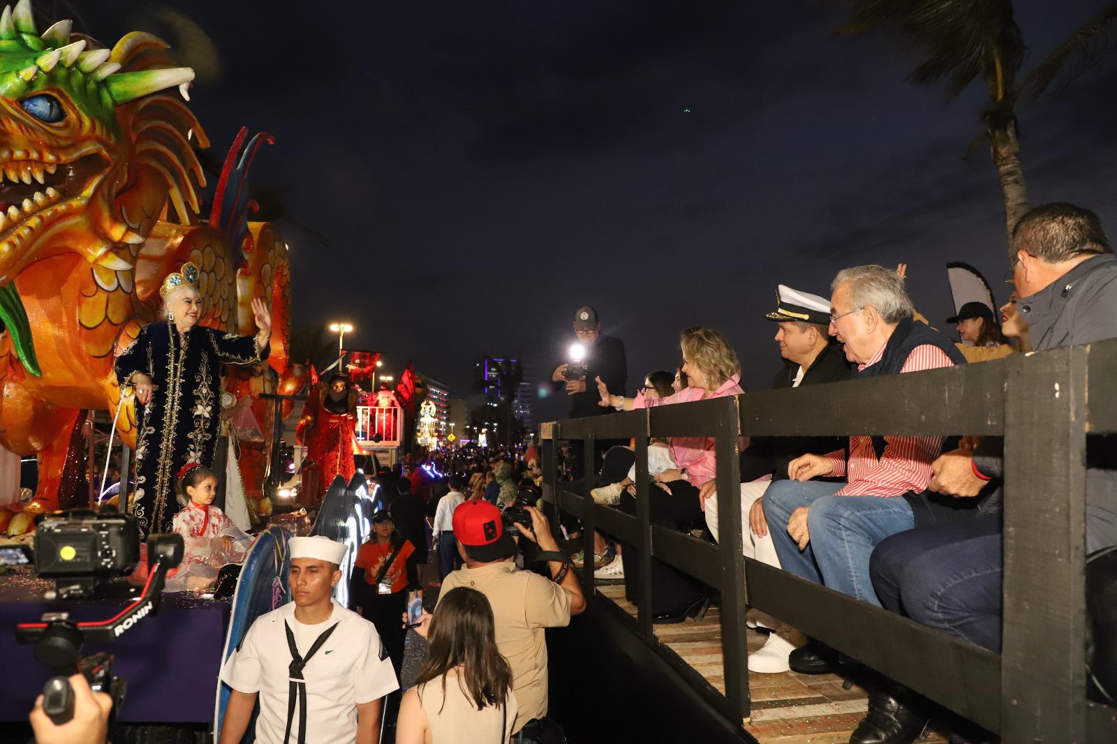 $!Deslumbra el desfile del Carnaval de Mazatlán 2023