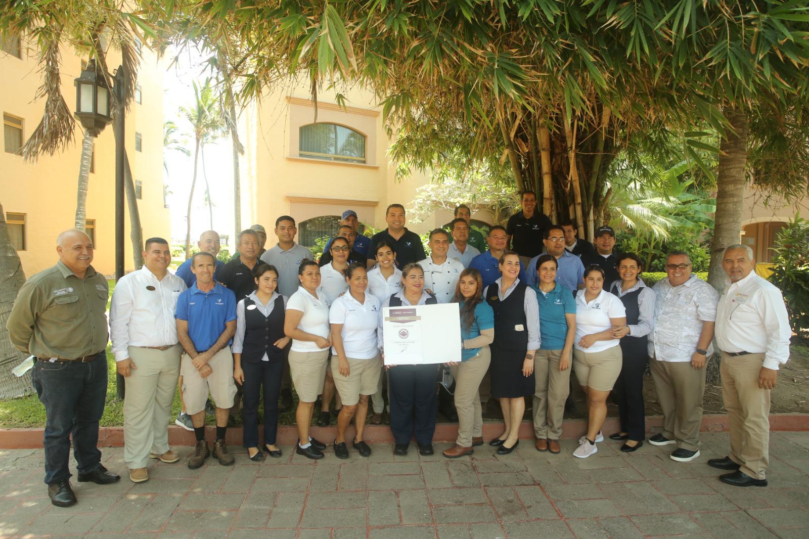 $!Recibe Hotel Torres Mazatlán Certificado de Calidad Ambiental Turística