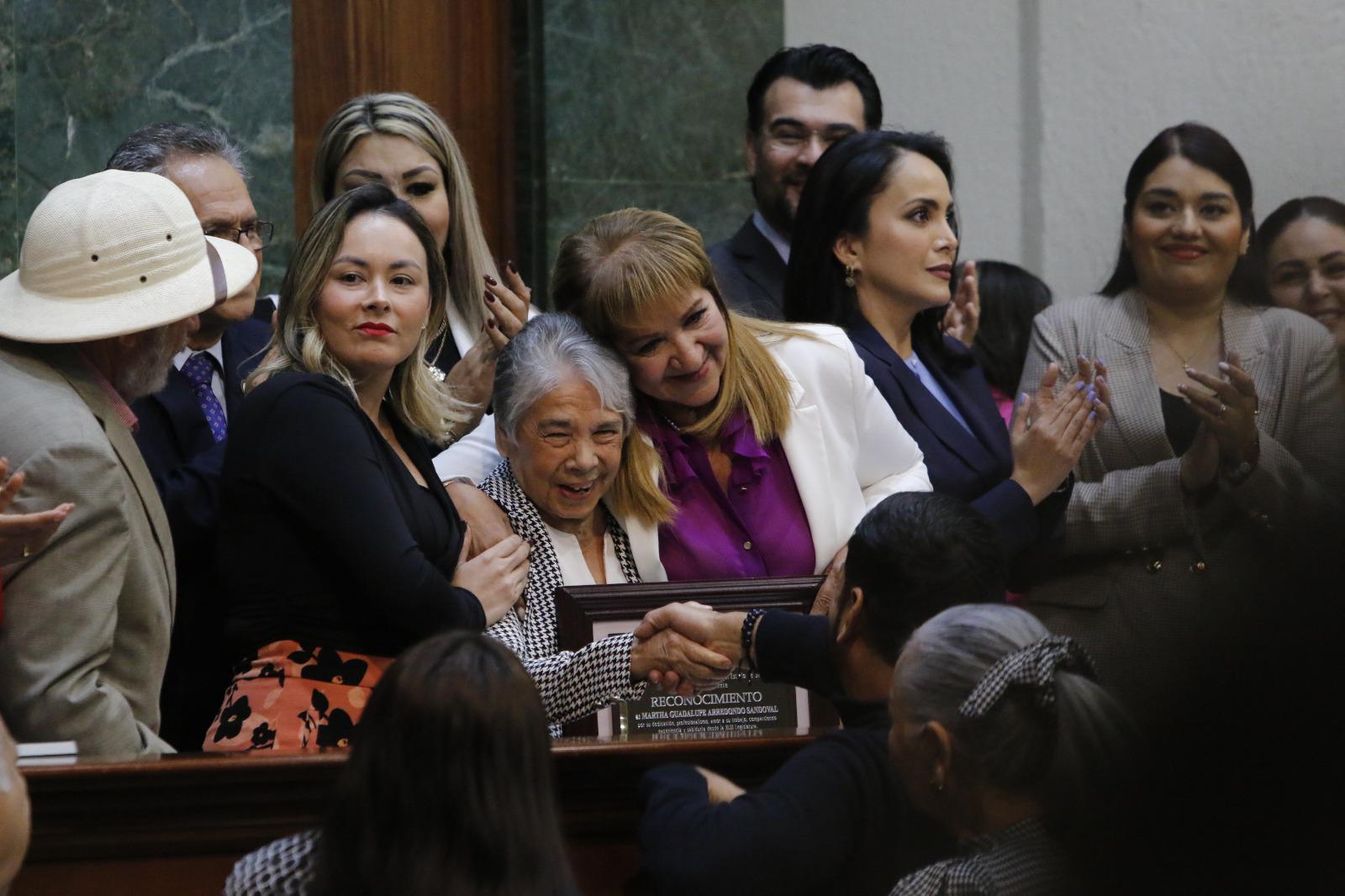 $!Martha Arredondo Sandoval, ‘Marthita’, termina su historia de 62 años en el Congreso de Sinaloa