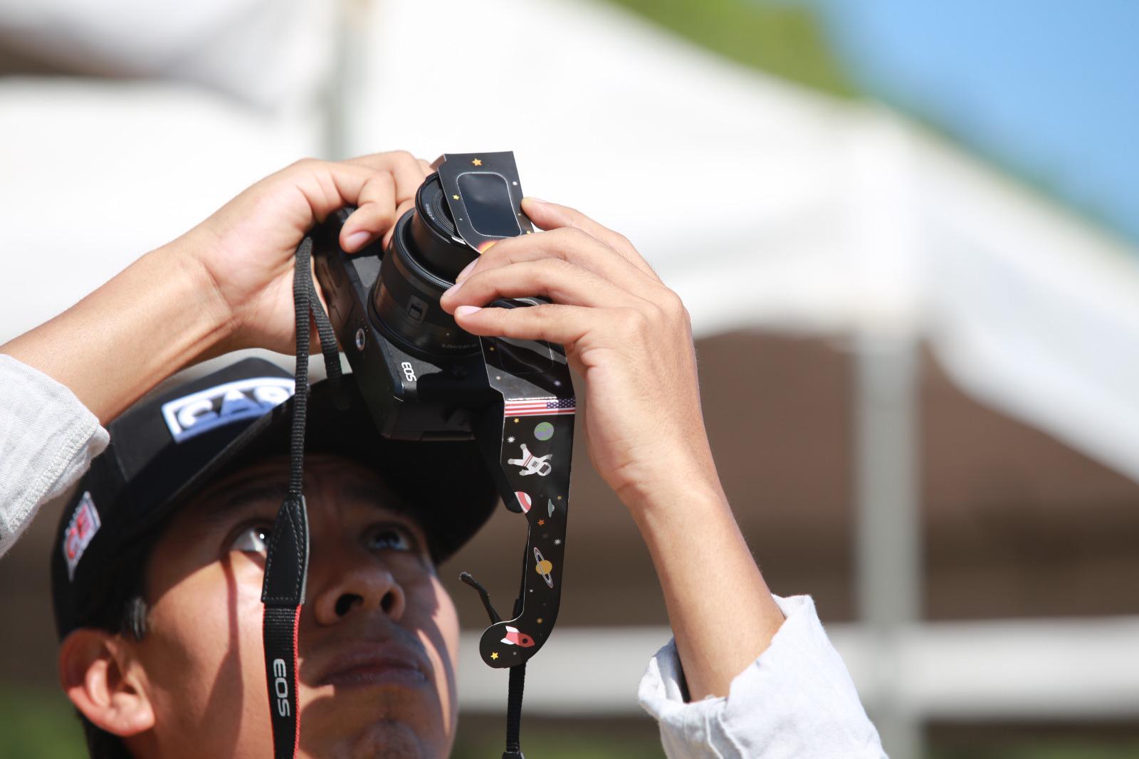 $!Concluye eclipse solar anular en Mazatlán