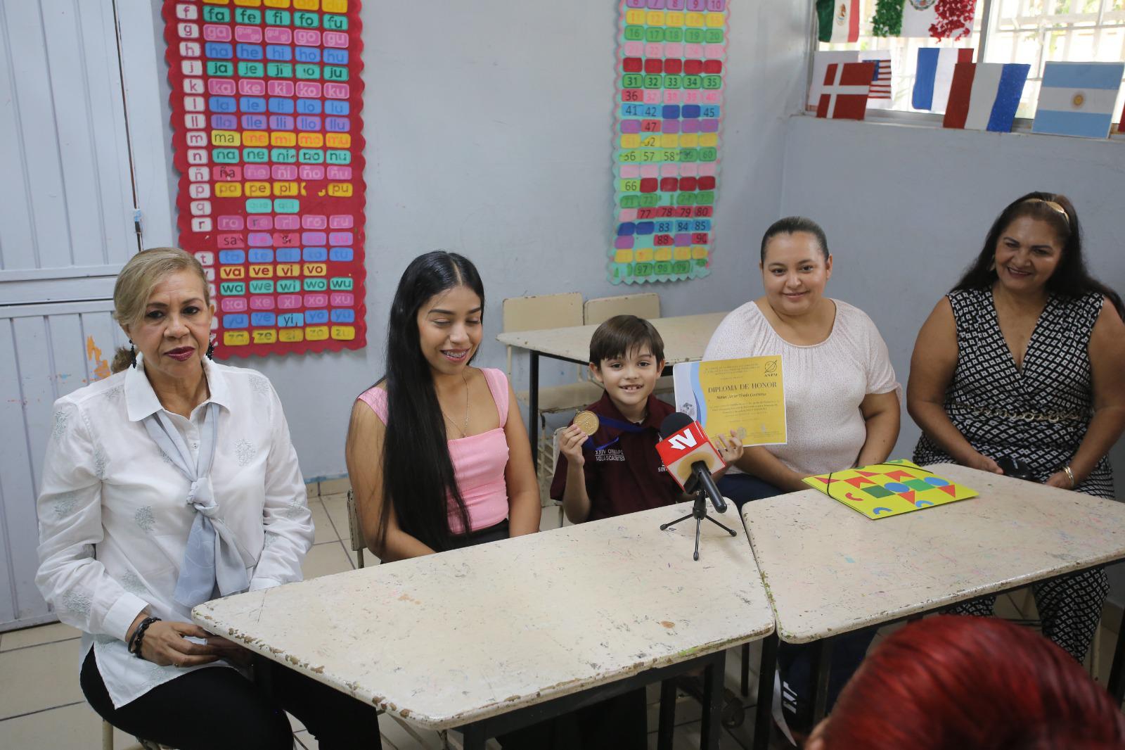 $!Matías Javier, ganador del oro en la Olimpiada Nacional de Matemáticas, está listo para volver a empezar