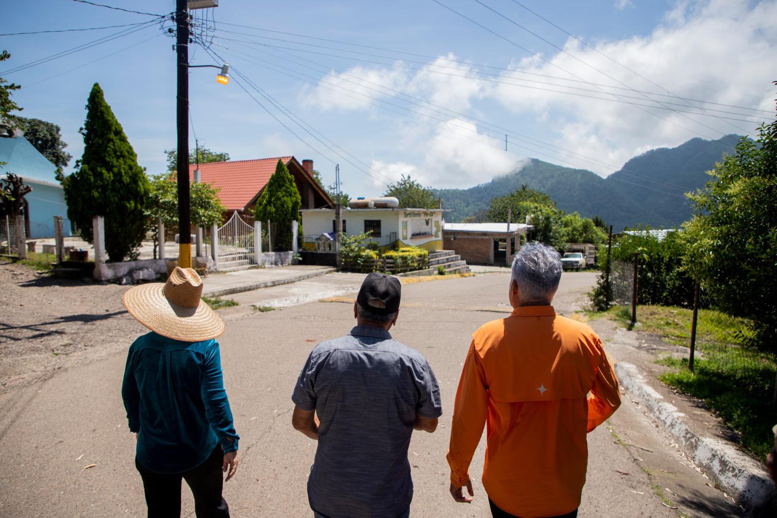 $!En Concordia, Sebides y Seguridad entregan despensas y regresan a sus hogares familias desplazadas por la violencia