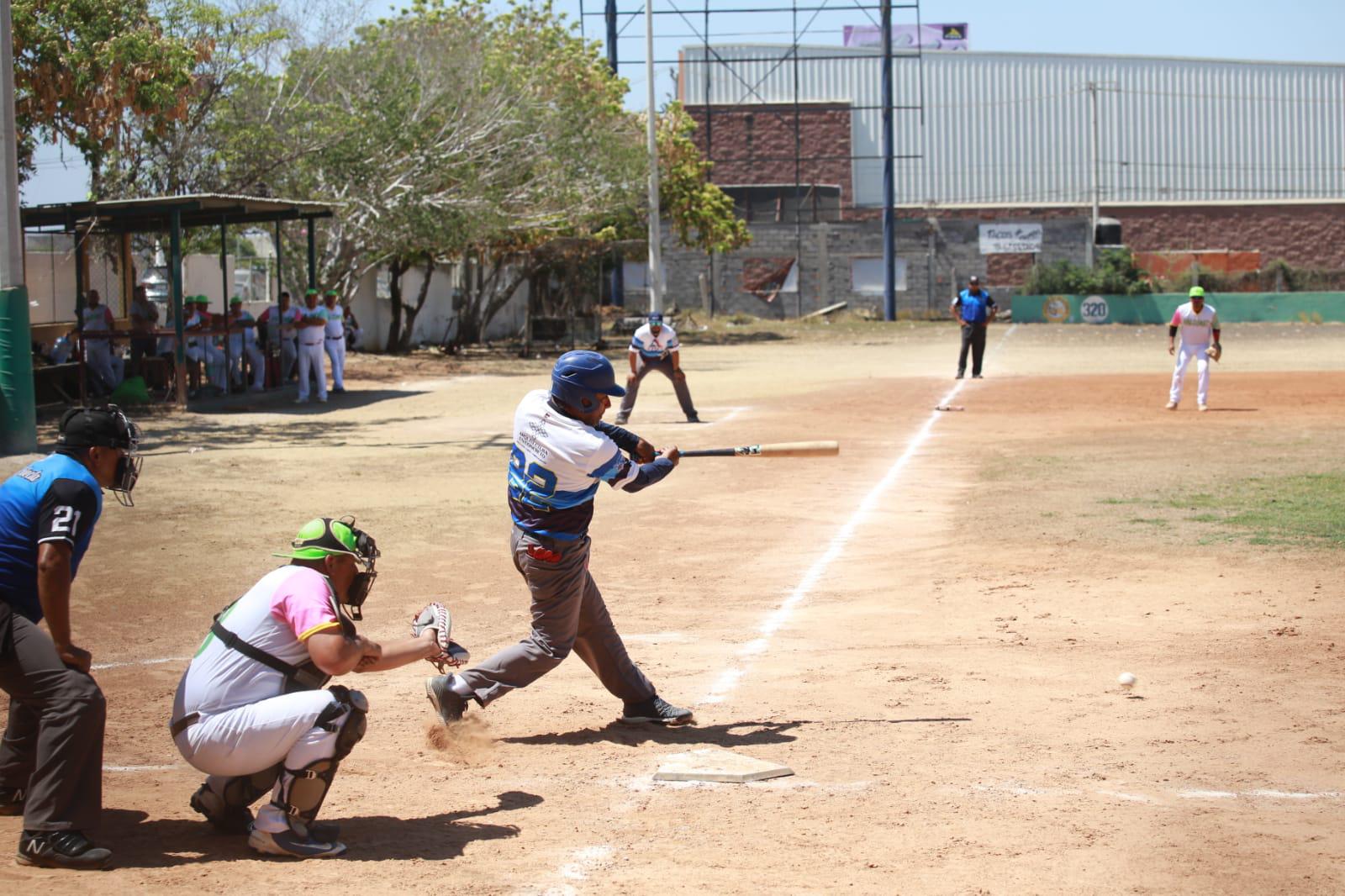 $!Promoplay gana el duelo a SUTERM, en categoría 40 Años y Más