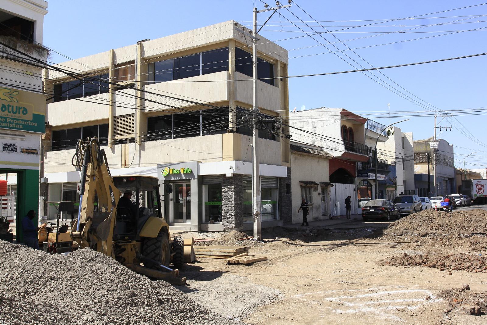 $!Aseguran comerciantes que ‘ni avisaron’ de obras en Centro de Culiacán