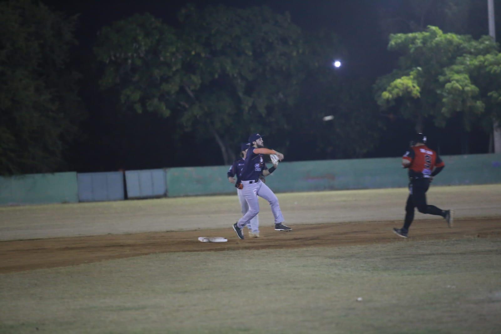 $!Pollería Catalina elimina al campeón en Liga de Beisbol Clase Abierta