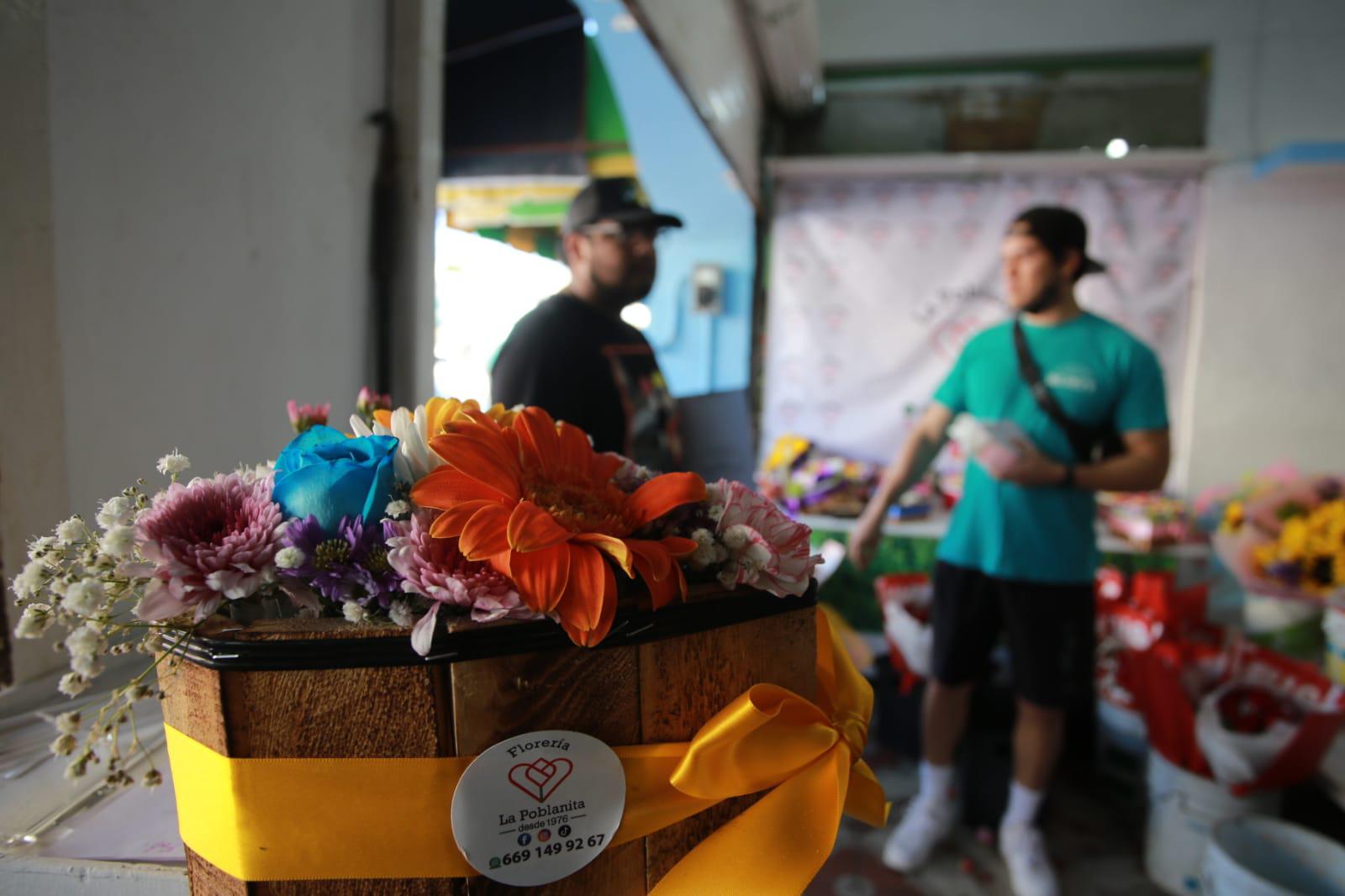 $!El recuerdo de una flor es para siempre, que se mantenga es afecto: florista