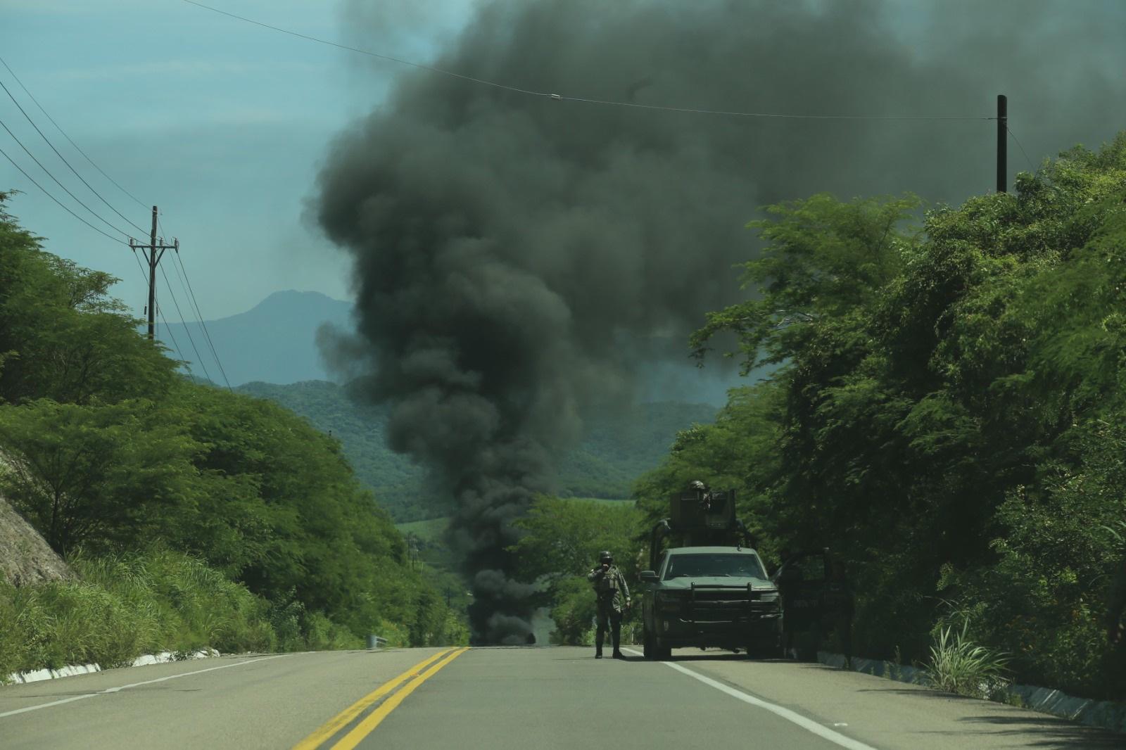 $!Este domingo se localizaron 12 cuerpos, se robaron 3 vehículos y se desaparecieron a tres personas en Sinaloa