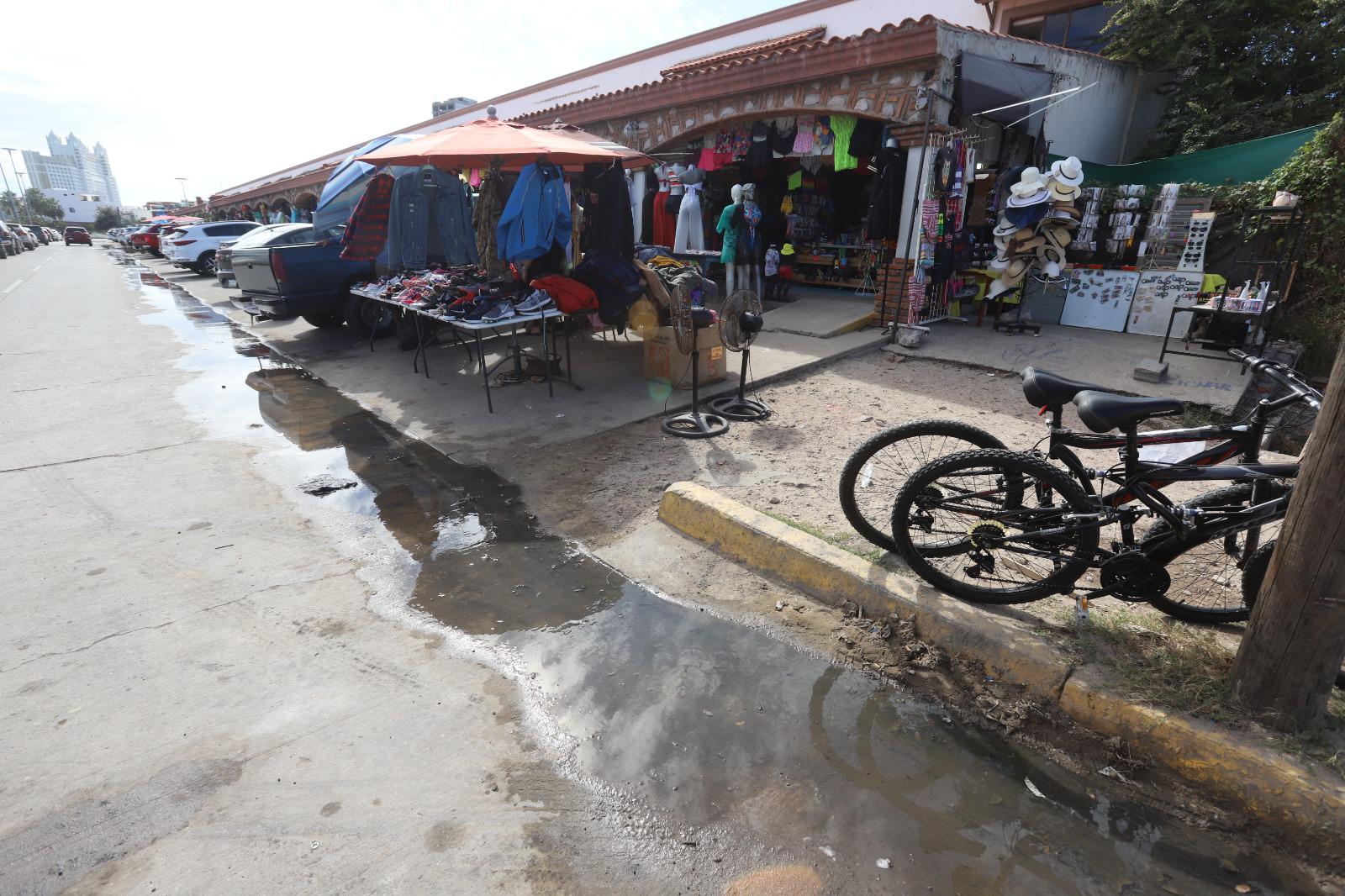 $!Recibe zona de Cerritos descargas de aguas residuales en sus cuerpos de agua