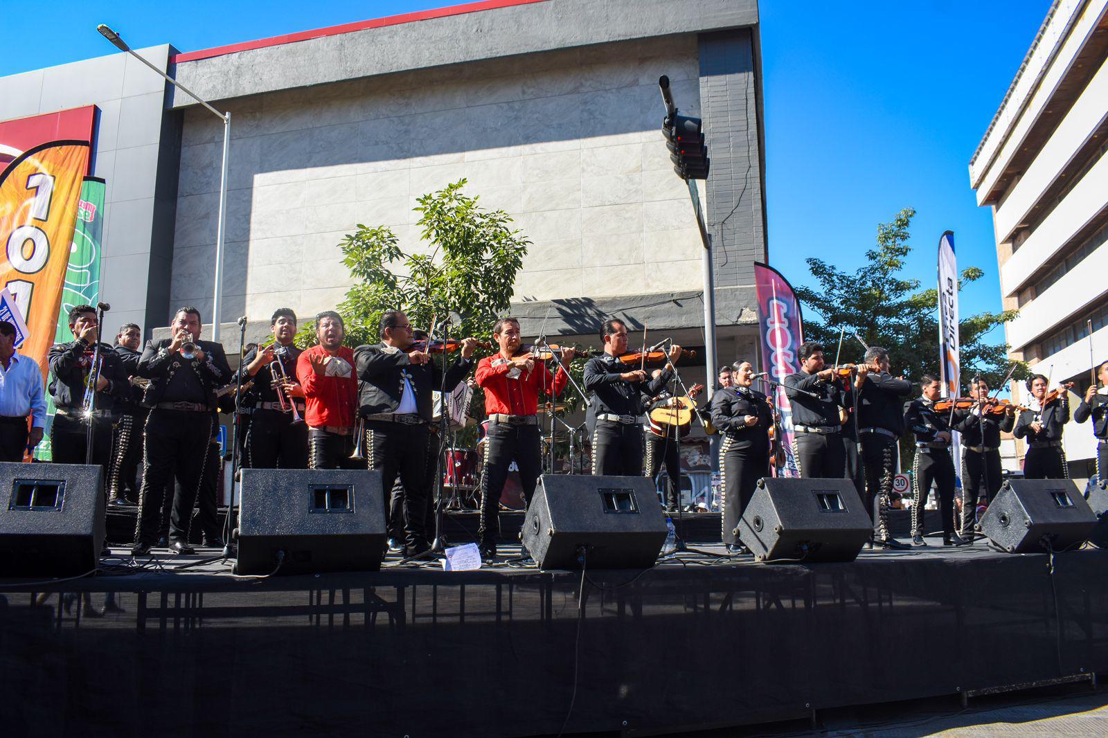 $!Con música de mariachi inicia el evento.