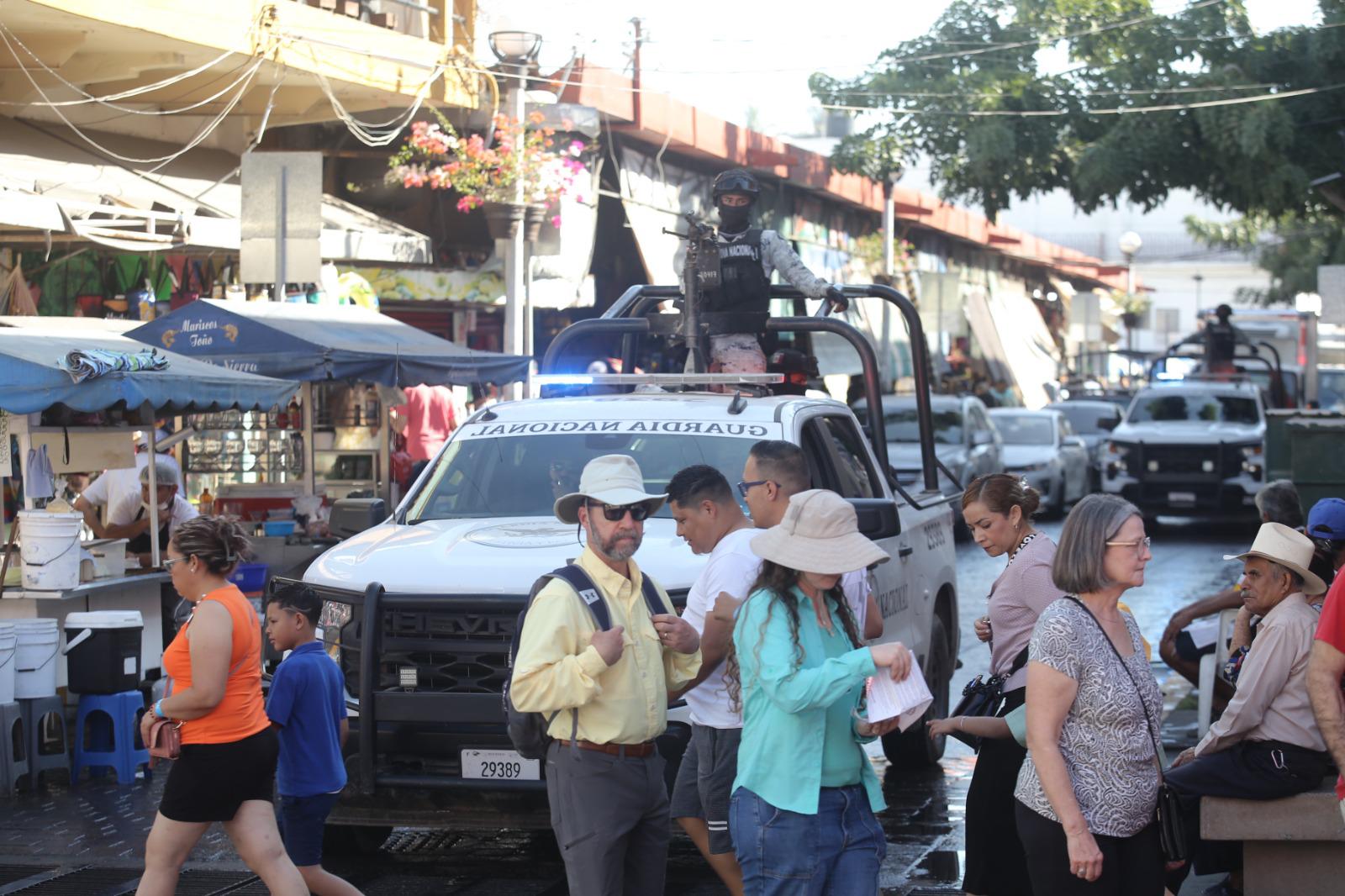 $!Registra Mazatlán fuerte movimiento de turistas este fin de año