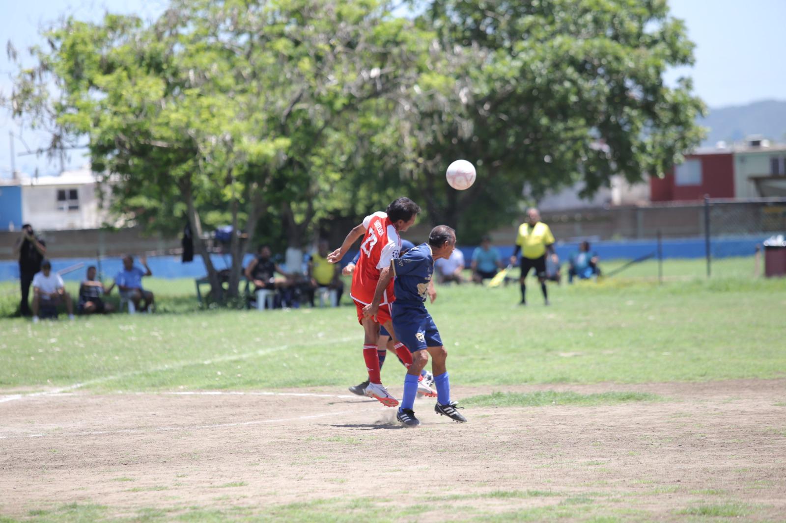 $!Muralla FC da cerrojazo con broche de oro en Liga Veteranos Platino