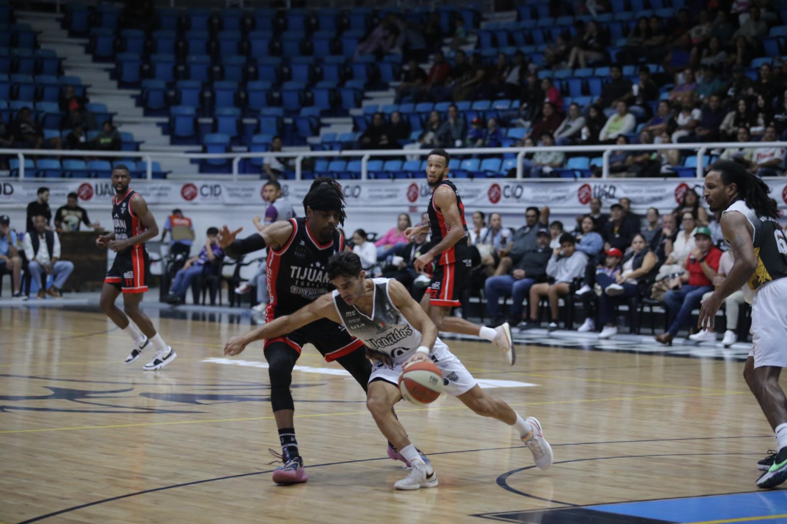 $!Venados Basketball cae ante Zonkeys en el puerto