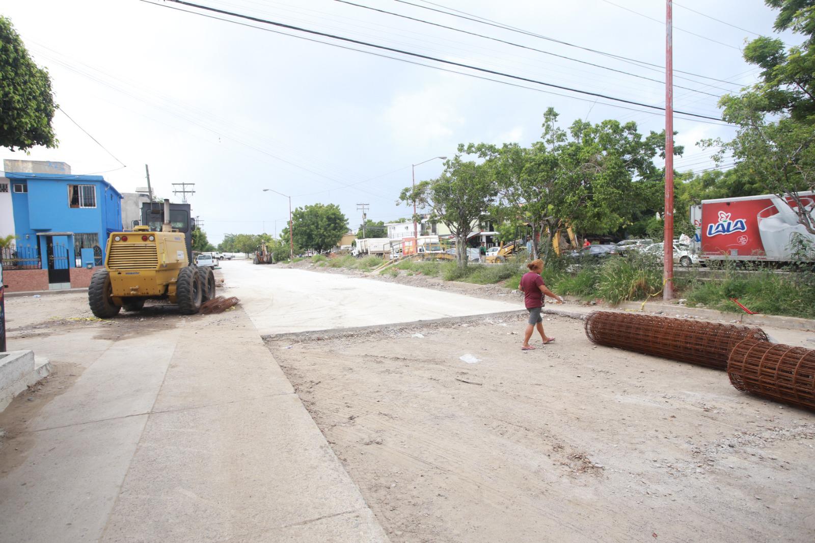 $!Prevé Alcalde de Mazatlán que colector Delfín esté concluído en 20 días