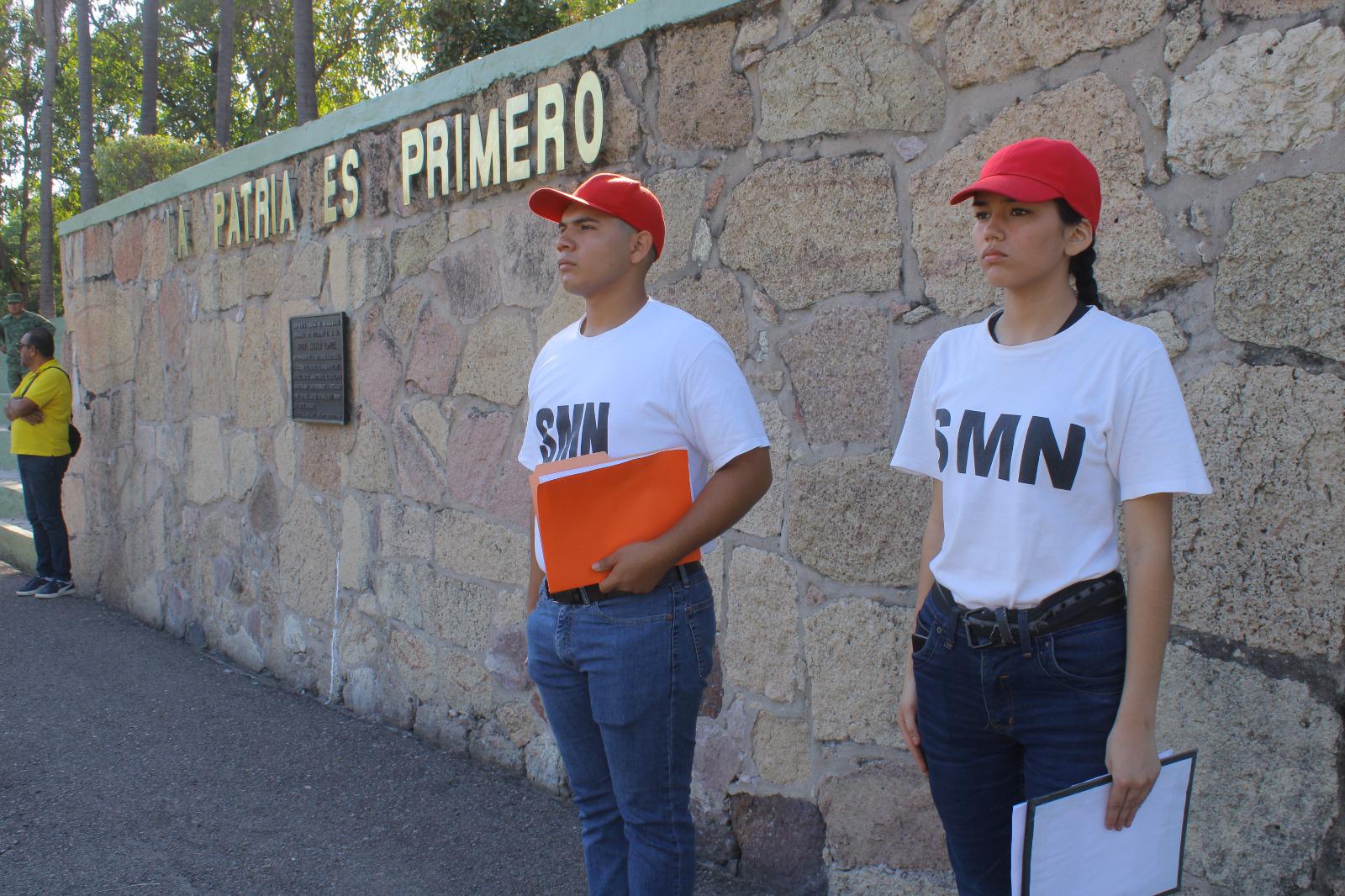 $!Entregan cartillas liberadas de jóvenes del Servicio Militar Nacional, en Mazatlán