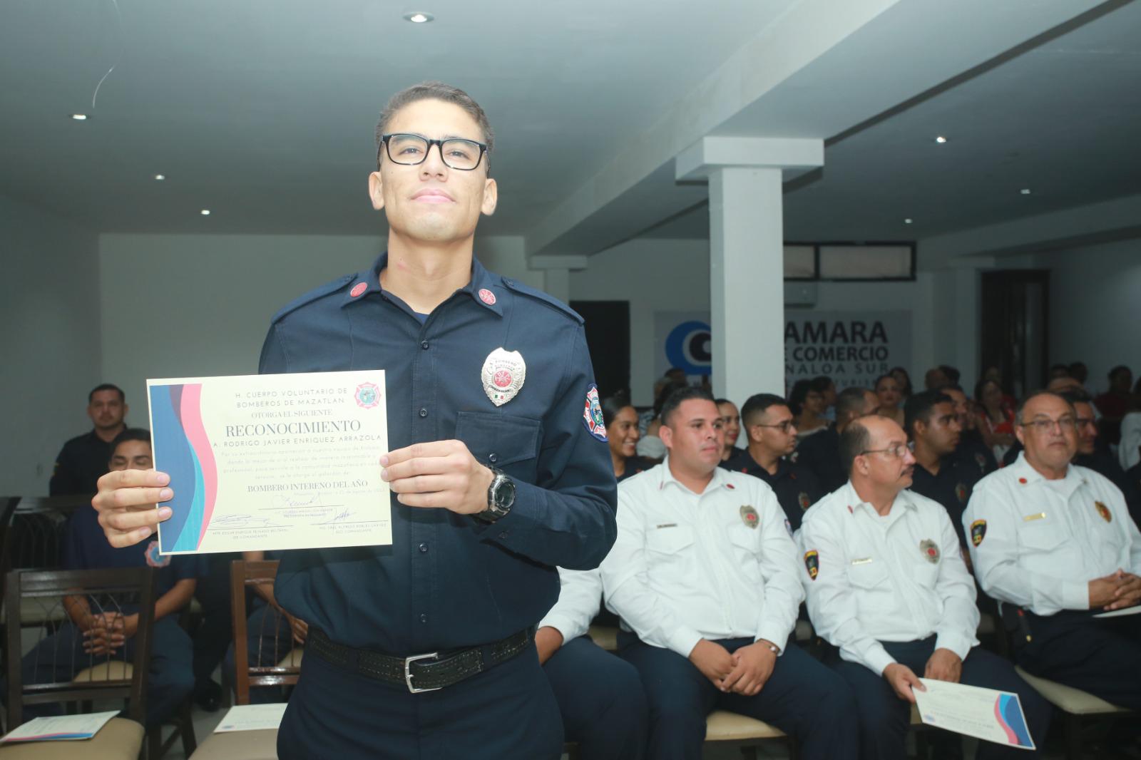 $!Saúl Robles es el nuevo comandante de Bomberos Mazatlán