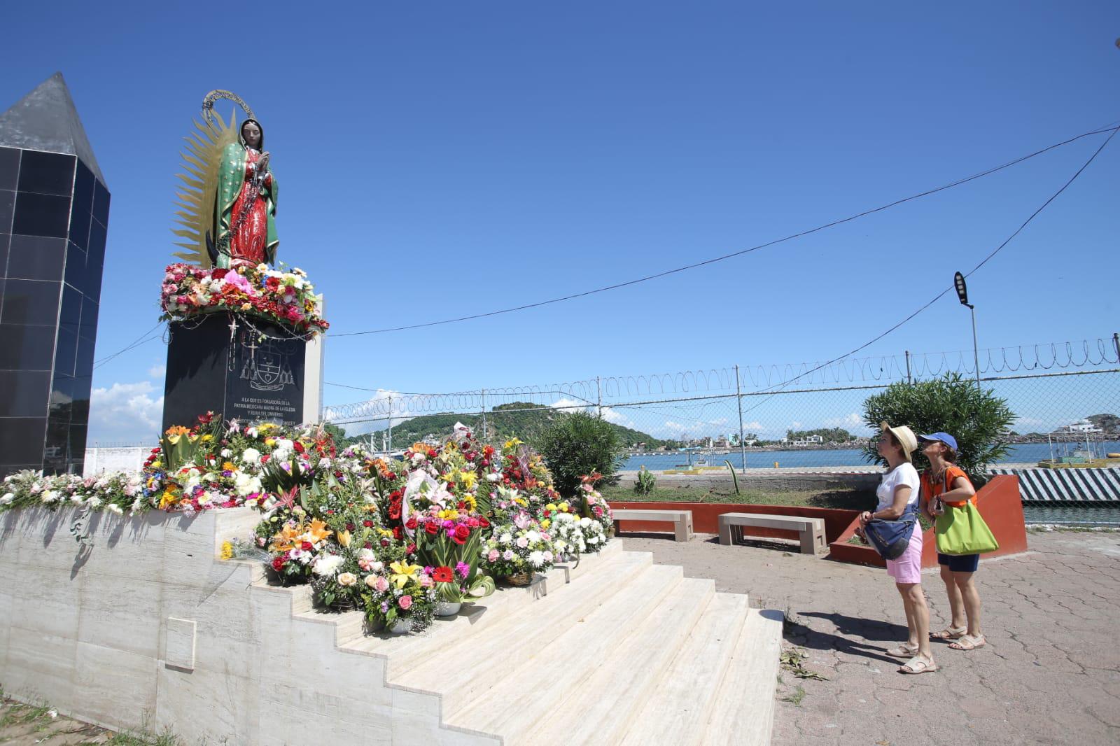 $!Agradecen a la Virgen de La Puntilla el haber protegido a Mazatlán del huracán Orlene