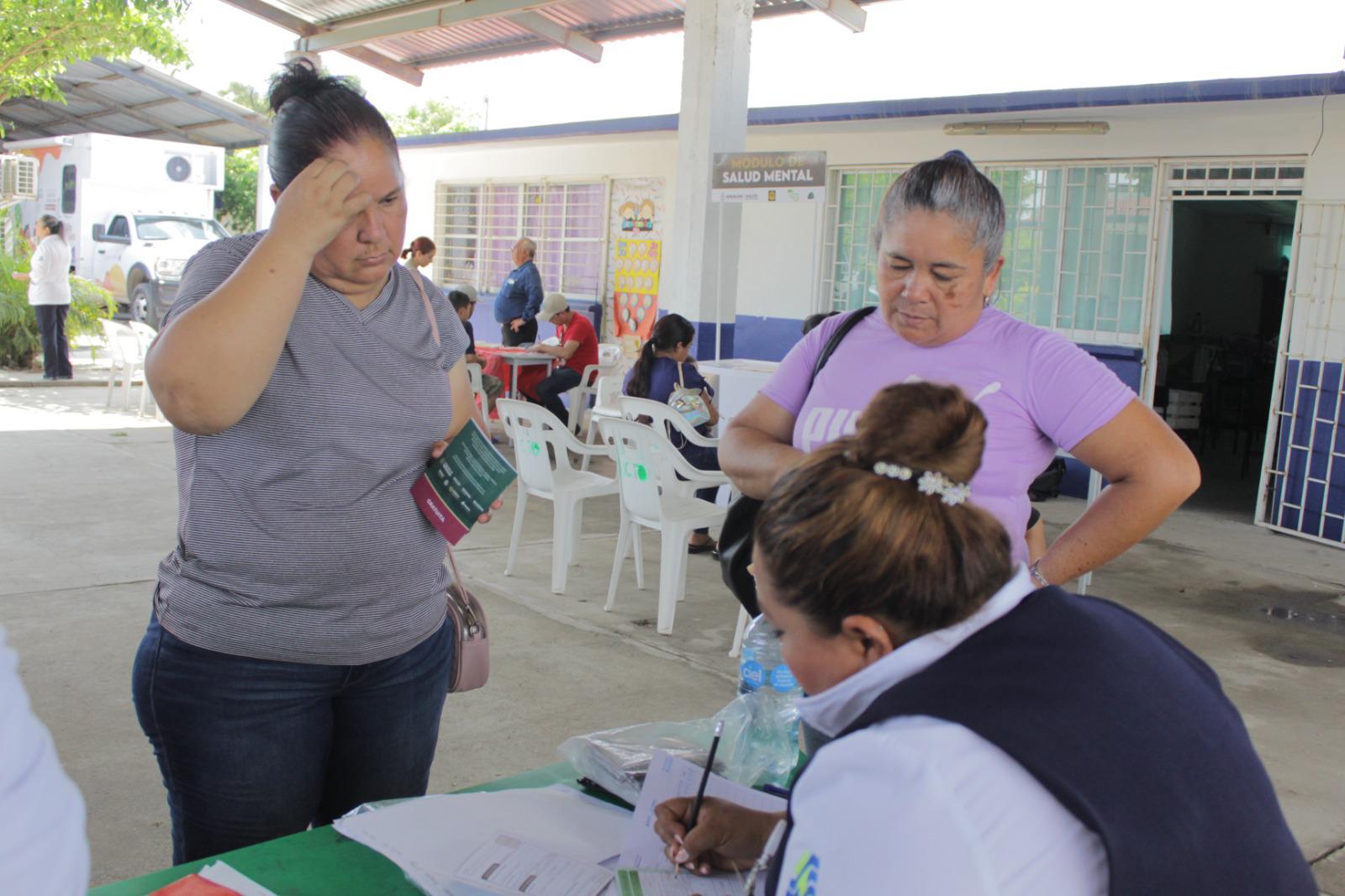 Reciben Atención Médica Gratuita En Jornada De Salud En Rosario