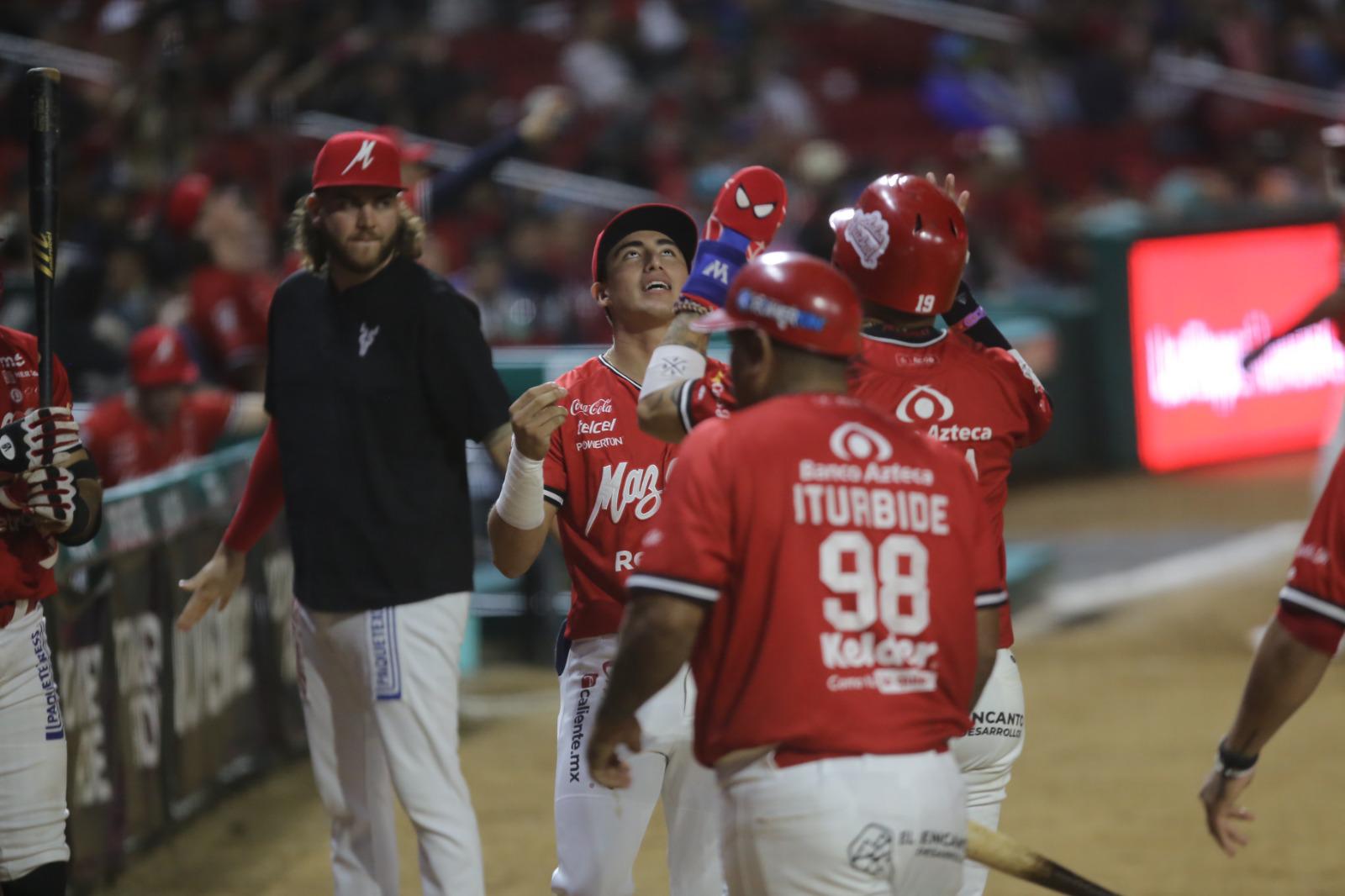 $!Explota ofensiva de Venados de Mazatlán y gana primero a Yaquis