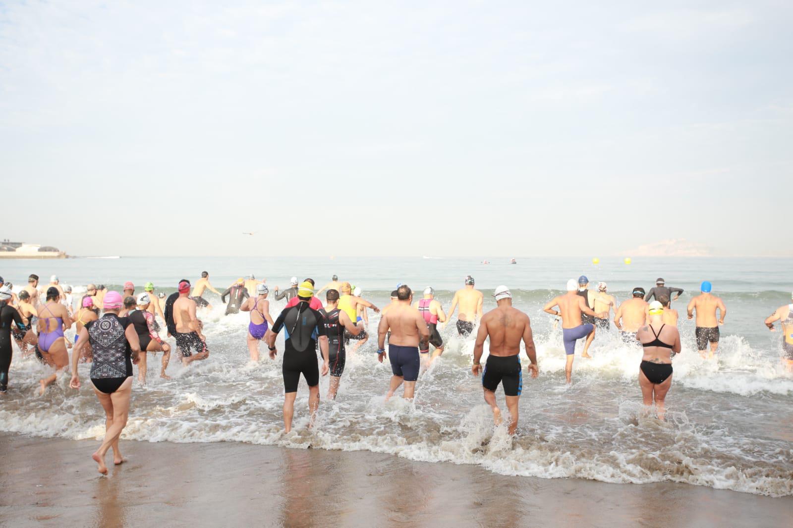 $!Dominan las olas Tirado y Cid, en Puntuable de Natación