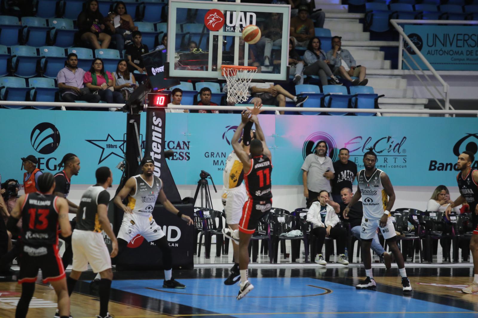 $!Venados Basketball cae ante Zonkeys en el puerto