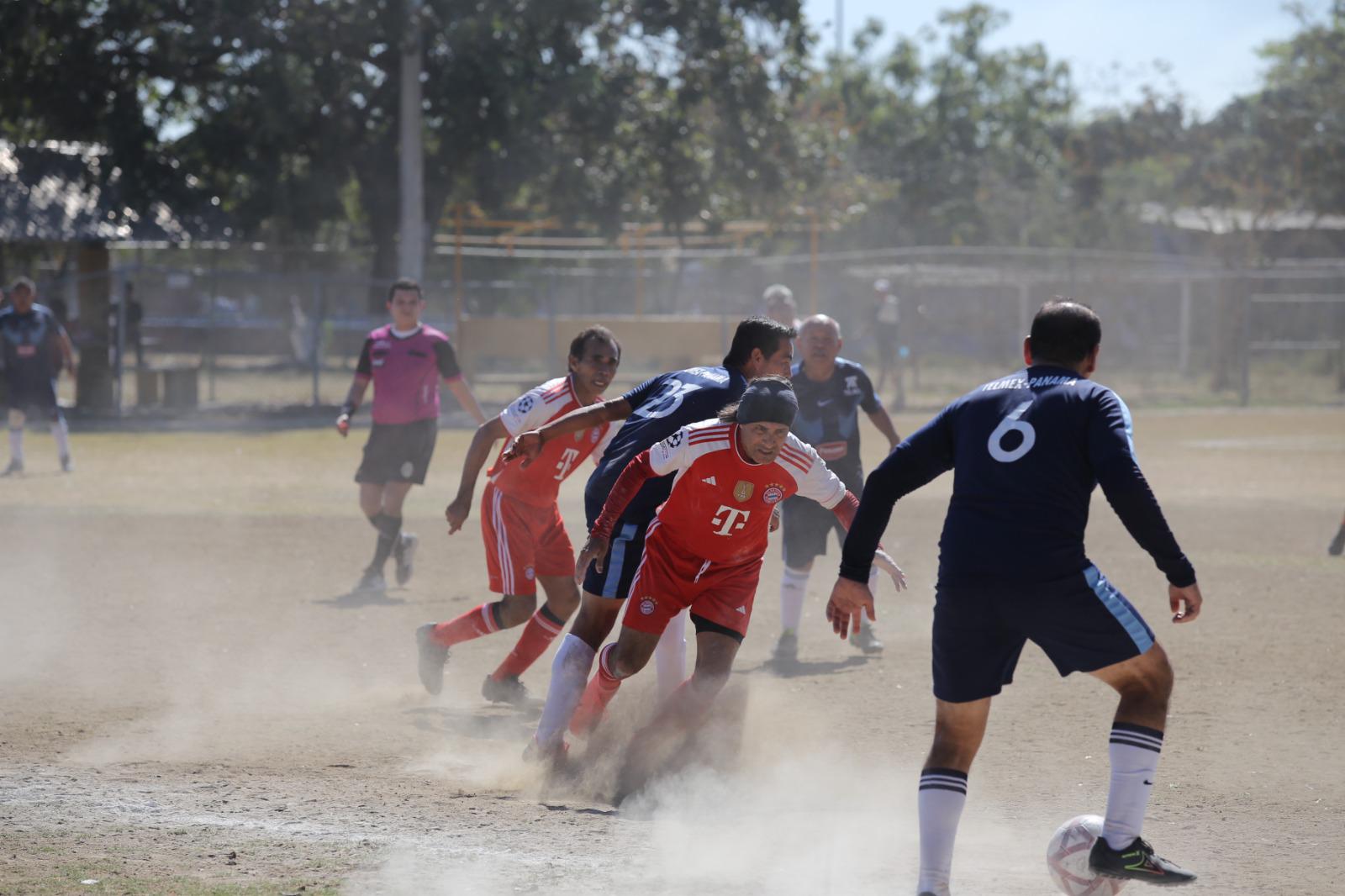 $!Salen por título de Copa en Futbol Veteranos Platino