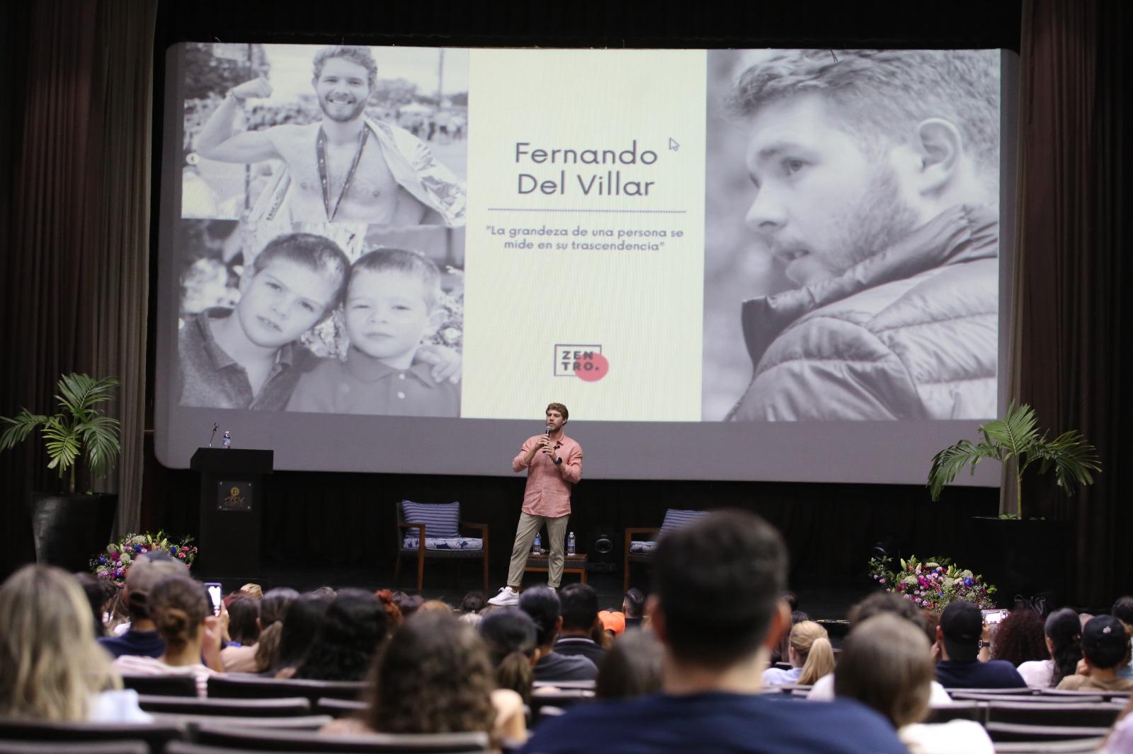 $!Tras el suicidio de su hermano, Eduardo del Villar comparte su experiencia para generar conciencia sobre el daño que provoca el consumo de drogas con la ponencia “Rompiendo el Silencio”.