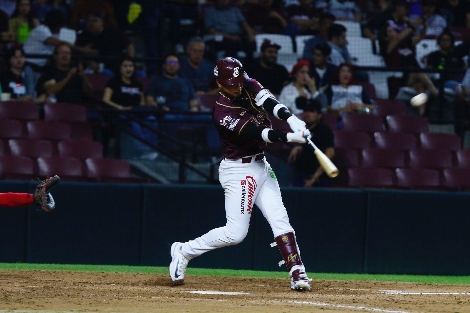 $!Peter O’Brien da victoria a Tomateros de Culiacán sobre Mayos de Navojoa