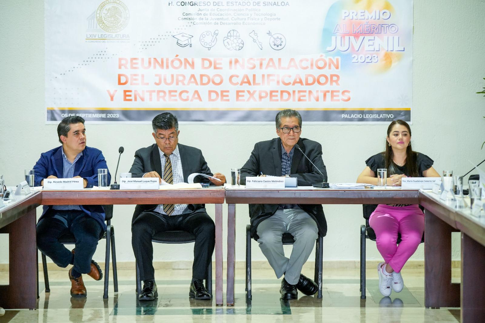 $!Se instala el jurado del Premio al Mérito Juvenil 2023 que otorga el Congreso de Sinaloa