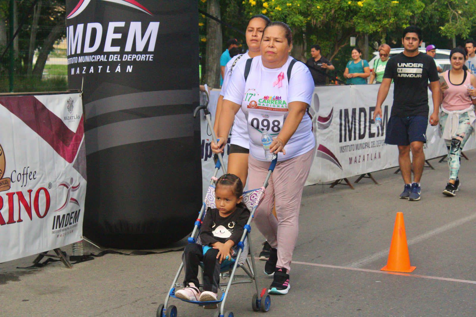 $!Realizan Carrera contra las Adicciones, en Mazatlán