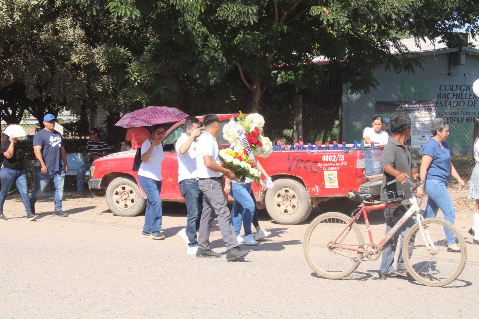 $!Despiden a la maestra ‘Moncy’ en su natal Agua Verde