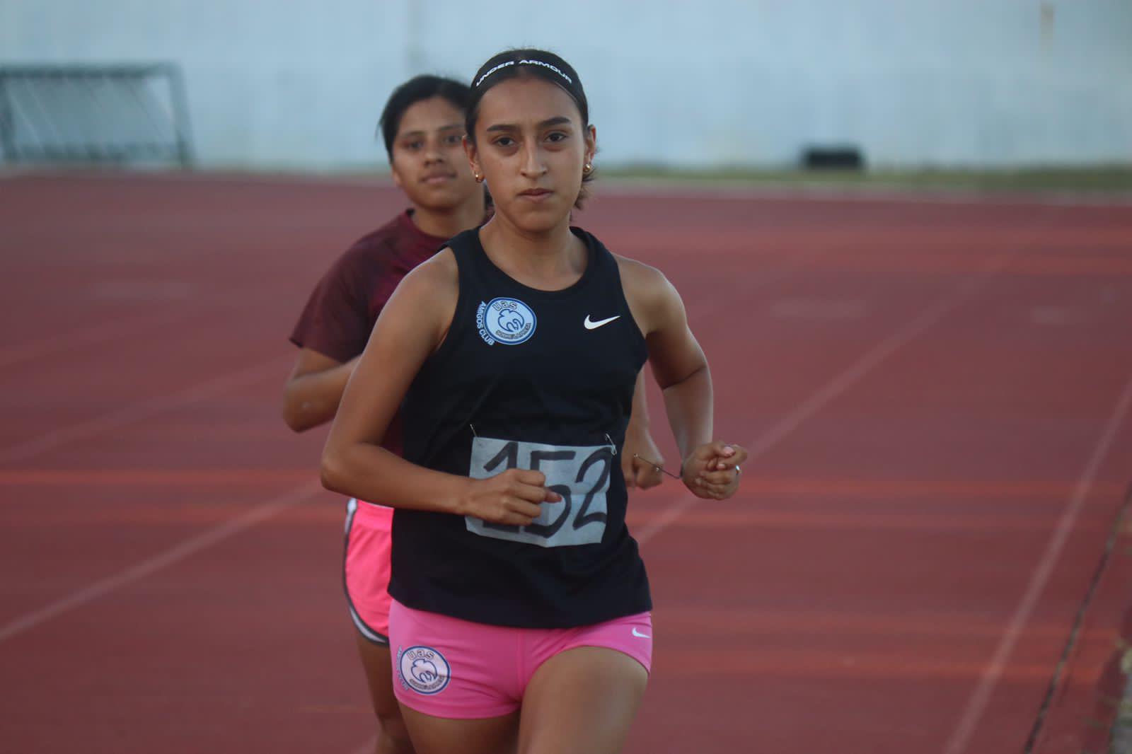 $!Dominan Nahara y López los 200 metros en segunda etapa de la Liga de Atletismo Imdem