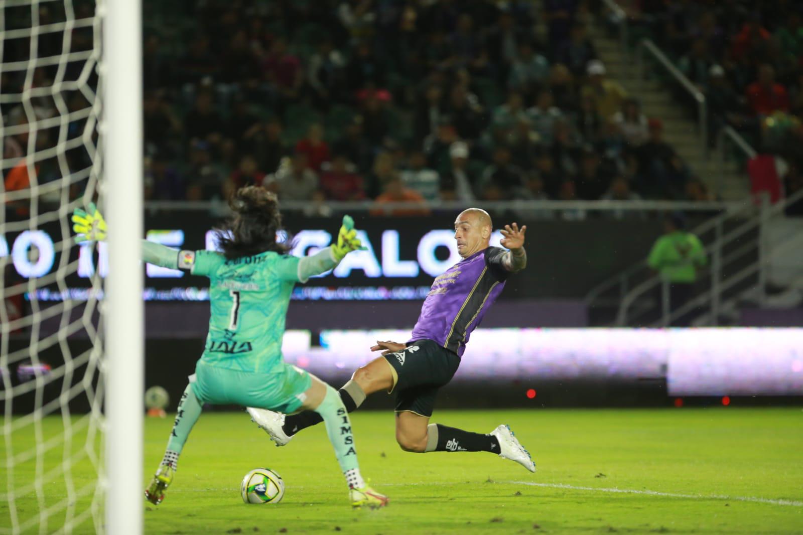 $!Mazatlán FC desilusiona en presentación en el Kraken